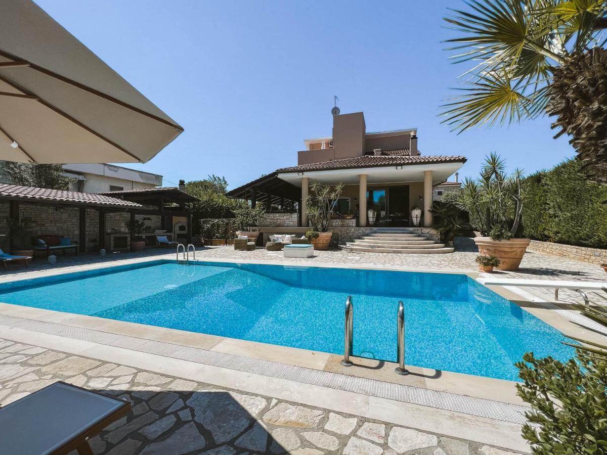 Villa Pietra Bianca - Luxury Stay In Puglia Trani Exterior foto